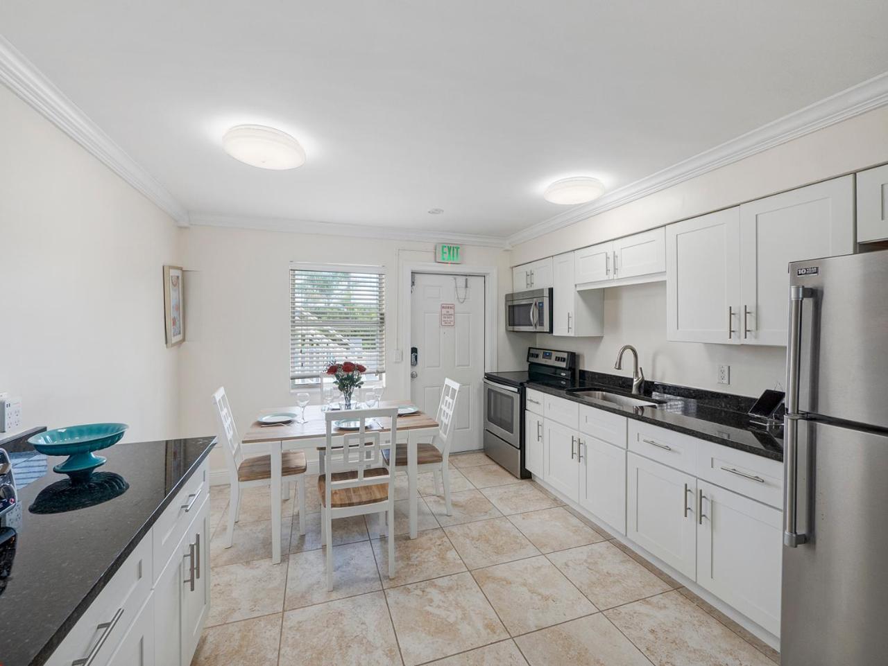 Bright And Sunny 2Br !!Close To Peanut Island!! Riviera Beach Luaran gambar